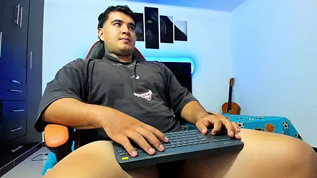 thiago  cp01 online show from 03-20-26, 04:17