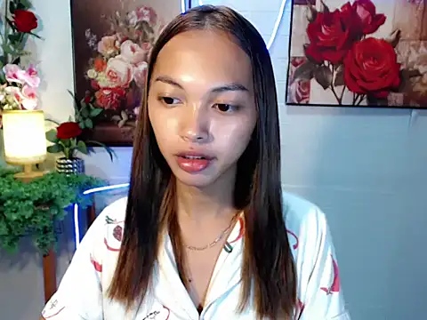 Simi Ipit online show from 05-13-26, 04:37
