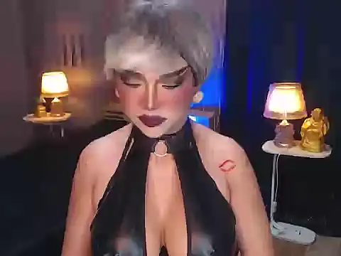 Snapshot of xAuroraRobinsx chatting on 03-12-26, 08:15 xAuroraRobinsx online show from 03-12-26, 08:15