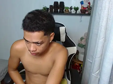 curlyasian njxx online show from 07-29-26, 04:21