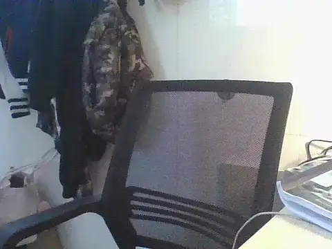 Linzly online show from 11-04-25, 02:43