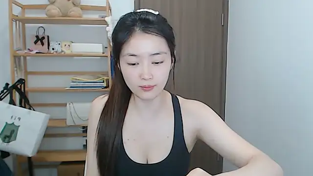 Mimi-cnbaby online show from 04-25-26, 01:41