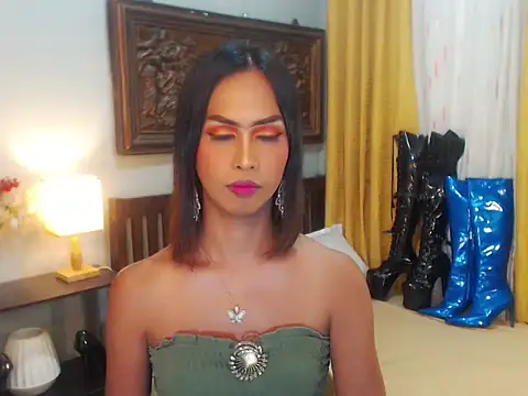 Nathalieheartt online show from 09-23-25, 03:53