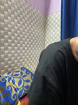 Hot Jaanvi  online show from 05-19-26, 04:08