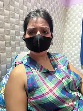 Hot Jaanvi  online show from 07-22-26, 04:26