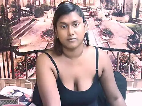 Snapshot of IndianChocolatepie4u chatting on 09-12-25, 05:18 IndianChocolatepie4u online show from 09-12-25, 05:18