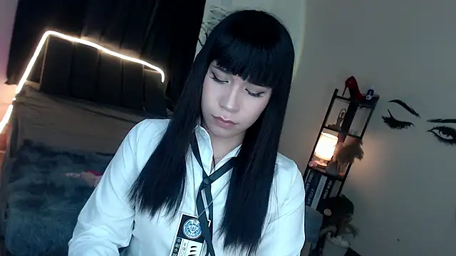 Snapshot of Veniceseduction chatting on 03-22-26, 01:25 Veniceseduction online show from 03-22-26, 01:25