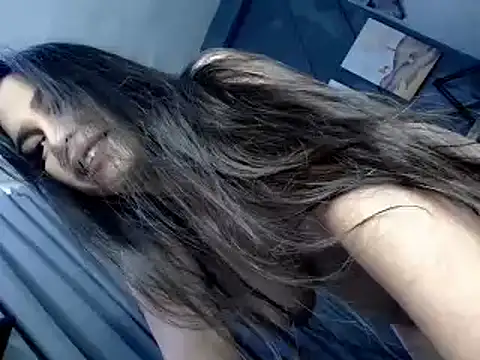 Snapshot of Sassy_Samm chatting on 01-06-26, 01:09 Sassy Samm online show from 01-06-26, 01:09