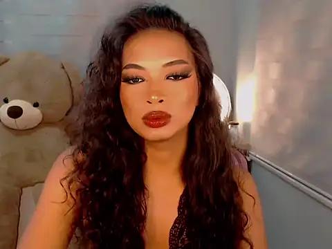 KathRouge online show from 10-17-25, 01:57