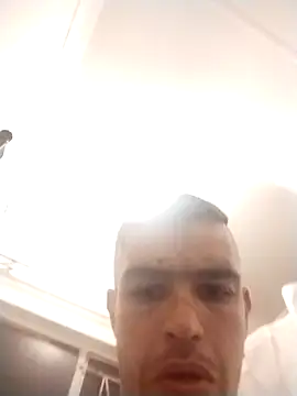 Bigcock10120 online show from 03-29-26, 12:21