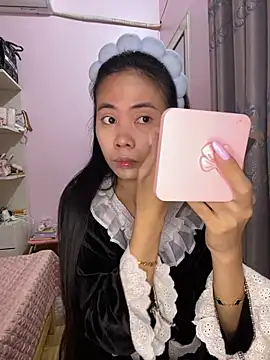 Snapshot of Dau-Tayy chatting on 11-10-25, 10:14 Dau-Tayy online show from 11-10-25, 10:14