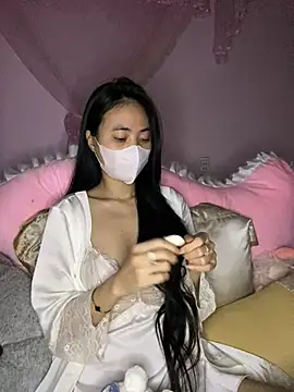 Snapshot of Dau-Tayy chatting on 02-03-26, 11:37 Dau-Tayy online show from 02-03-26, 11:37