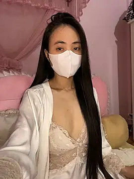 Snapshot of Dau-Tayy chatting on 02-08-26, 10:40 Dau-Tayy online show from 02-08-26, 10:40