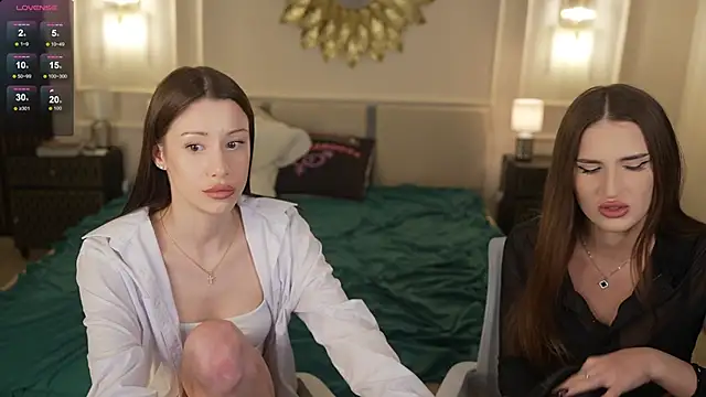 Snapshot of Selena_Glow chatting on 03-05-26, 12:17 Selena Glow online show from 03-05-26, 12:17