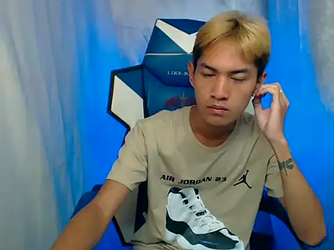 riks tyler online show from 12-01-25, 09:36