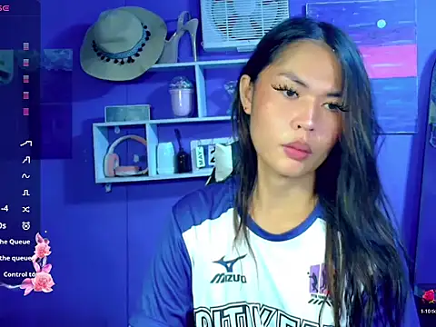 Snapshot of urgirljane chatting on 05-26-26, 09:38 urgirljane online show from 05-26-26, 09:38