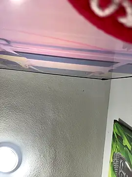 Snapshot of aavrdvh33 chatting on 12-15-25, 09:52 aavrdvh33 online show from 12-15-25, 09:52