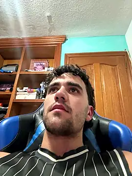 Snapshot of aavrdvh33 chatting on 01-16-26, 02:37 aavrdvh33 online show from 01-16-26, 02:37