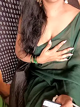 Snapshot of Telugu_Nikita22 chatting on 09-18-25, 11:51 Telugu Nikita22 online show from 09-18-25, 11:51