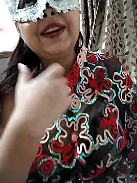 colleen hoover online show from 11-10-25, 05:28