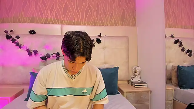 BenitoSaenz online show from 12-04-25, 12:36