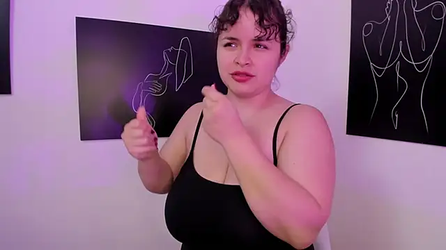 Snapshot of SeleneLuminari8 chatting on 10-07-25, 05:21 SeleneLuminari8 online show from 10-07-25, 05:21