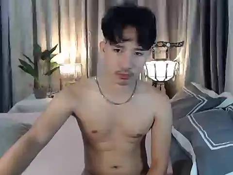 Snapshot of cute_richard24 chatting on 09-26-25, 05:11 cute richard24 online show from 09-26-25, 05:11