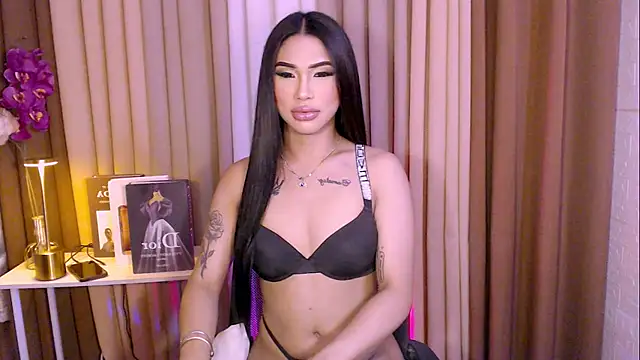 Megan sativa online show from 11-20-25, 08:03