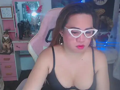 UrMistressDolly online show from 10-12-25, 04:55