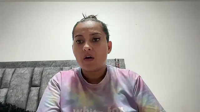 Sophia copper online show from 10-03-25, 03:47