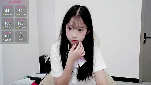xiaodai-88888 online show from 09-18-25, 02:30