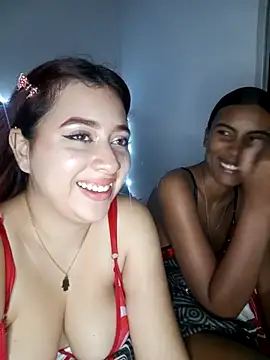 Snapshot of Chloe_Sky_love chatting on 03-07-26, 04:20 Chloe Sky love online show from 03-07-26, 04:20