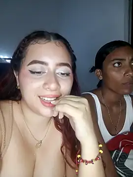 Snapshot of Chloe_Sky_love chatting on 03-19-26, 06:17 Chloe Sky love online show from 03-19-26, 06:17