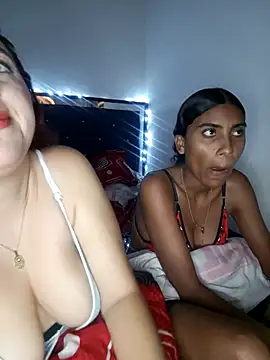 Snapshot of Chloe_Sky_love chatting on 03-23-26, 02:04 Chloe Sky love online show from 03-23-26, 02:04