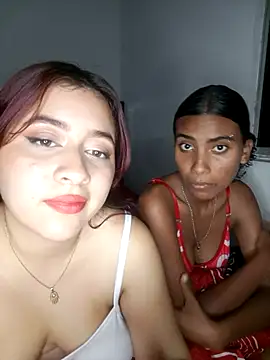 Snapshot of Chloe_Sky_love chatting on 03-25-26, 04:07 Chloe Sky love online show from 03-25-26, 04:07