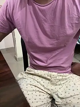 Snapshot of Saifq chatting on 09-20-25, 10:27 Saifq online show from 09-20-25, 10:27