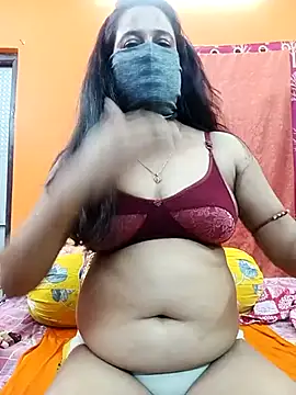 Hotpuja25 online show from 10-04-25, 12:03