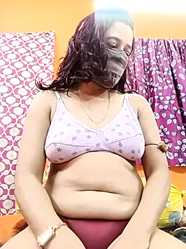 Snapshot of Hotpuja25 chatting on 04-12-26, 04:17 Hotpuja25 online show from 04-12-26, 04:17