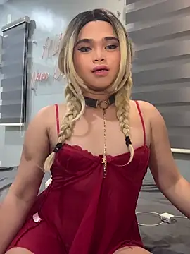 Snapshot of VictoriaL0ve chatting on 11-06-25, 03:13 VictoriaL0ve online show from 11-06-25, 03:13