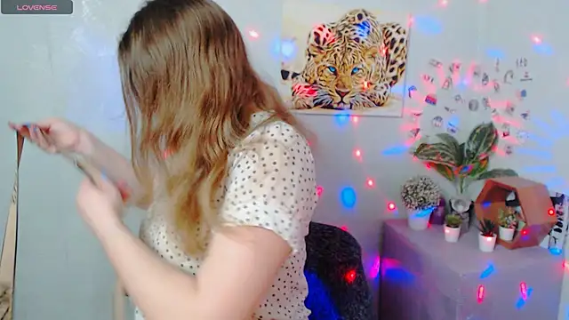 Snapshot of AmandaDimond_ chatting on 03-12-26, 12:55 AmandaDimond online show from 03-12-26, 12:55