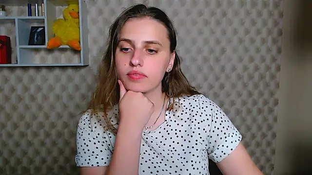 AmandaDimond  online show from 05-11-26, 04:04