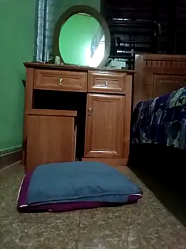 Snapshot of SexyQueen99 chatting on 10-10-25, 10:20 SexyQueen99 online show from 10-10-25, 10:20