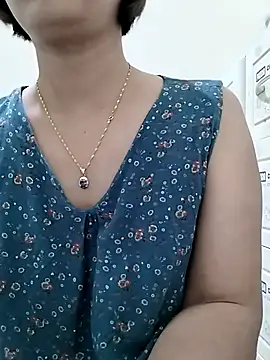 Snapshot of love_sexy090 chatting on 11-01-25, 01:07 love sexy090 online show from 11-01-25, 01:07