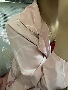 Mina048 online show from 11-29-25, 03:09