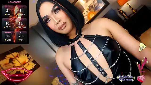 Snapshot of FridaHumphrey chatting on 09-24-25, 06:00 FridaHumphrey online show from 09-24-25, 06:00