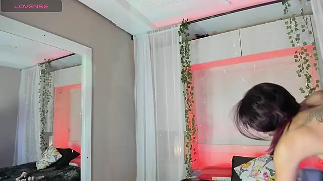 CamiGox online show from 03-11-26, 04:07