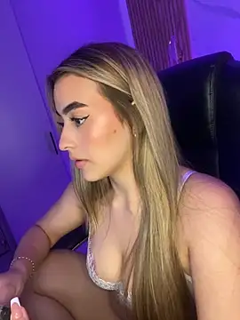 KYLIE JONES6 online show from 06-11-26, 02:53