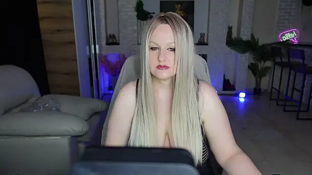 MariemLui online show from 05-11-26, 02:12