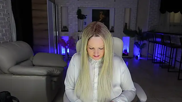 MariemLui online show from 05-28-26, 03:53