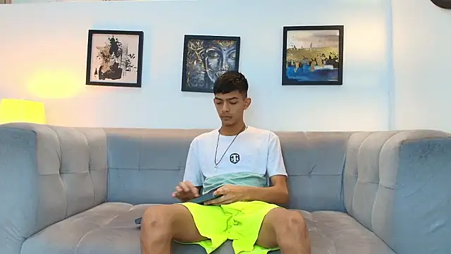 PRETTY SEX1 online show from 02-02-26, 01:21